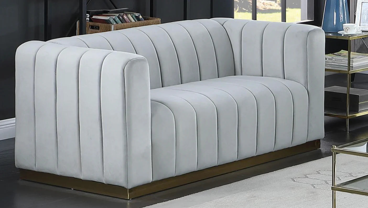 SHANNON SOFA IN GREY