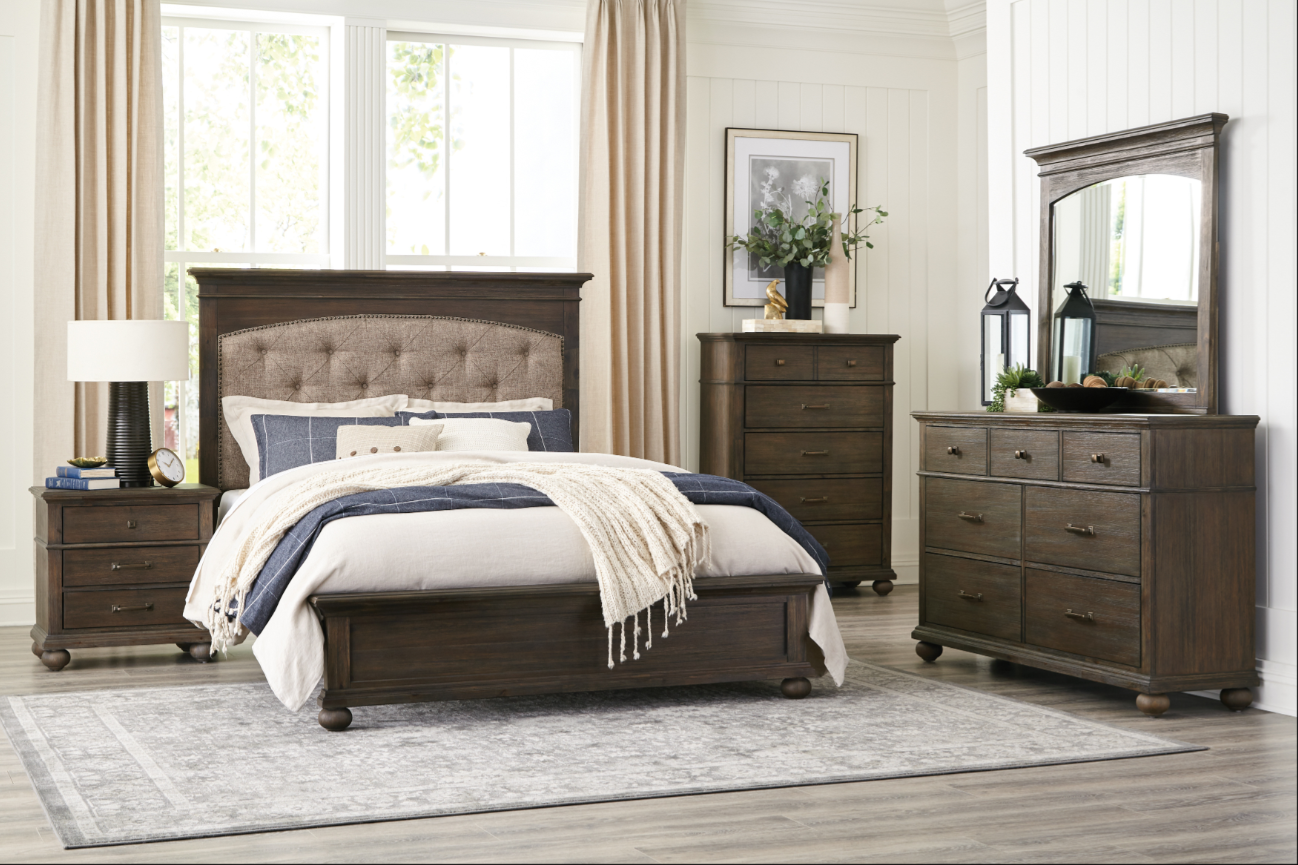 6 PC  Bedroom set Motsinger  1400 MZ365